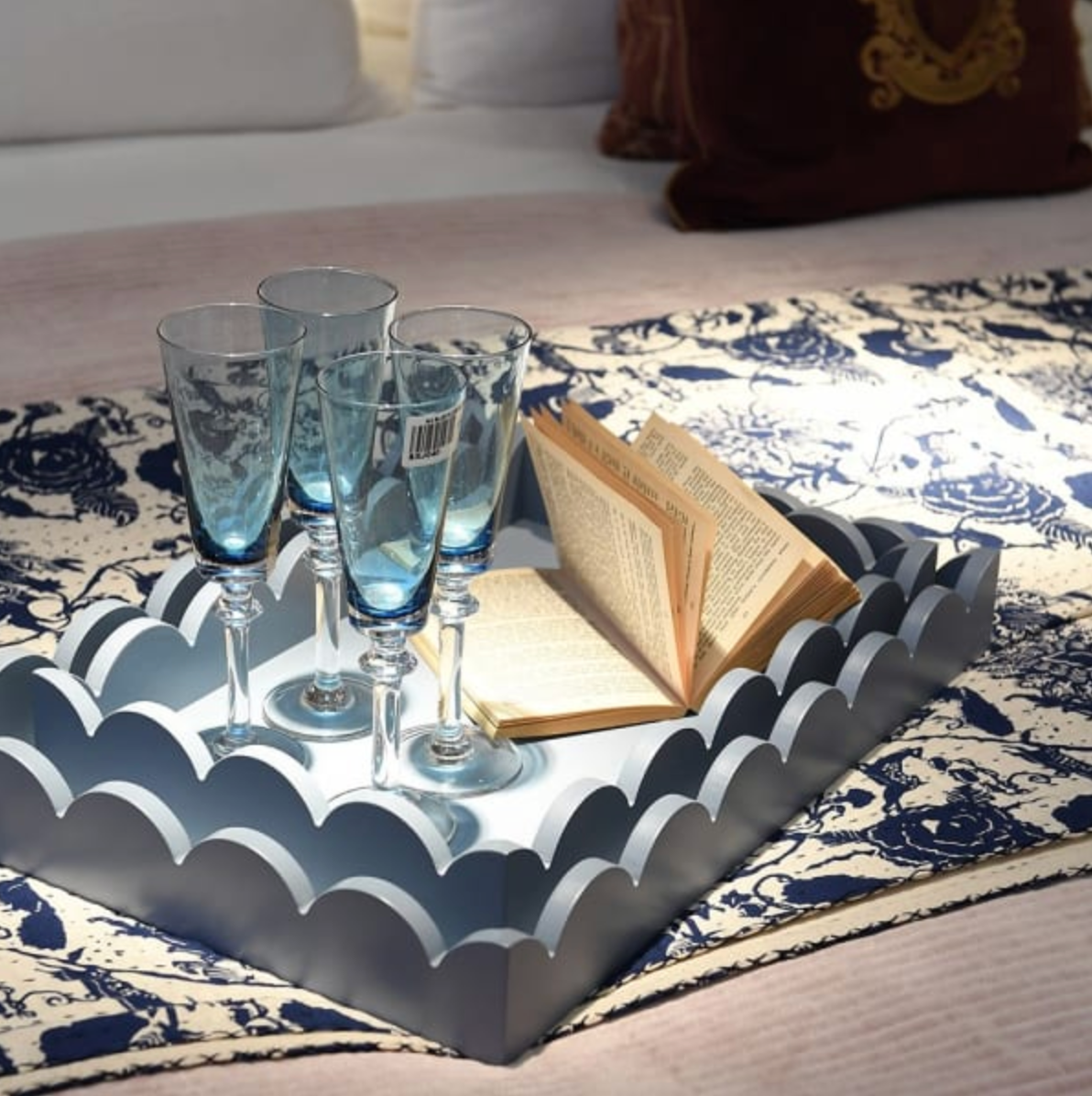Set of 2 Blue Petal Trays